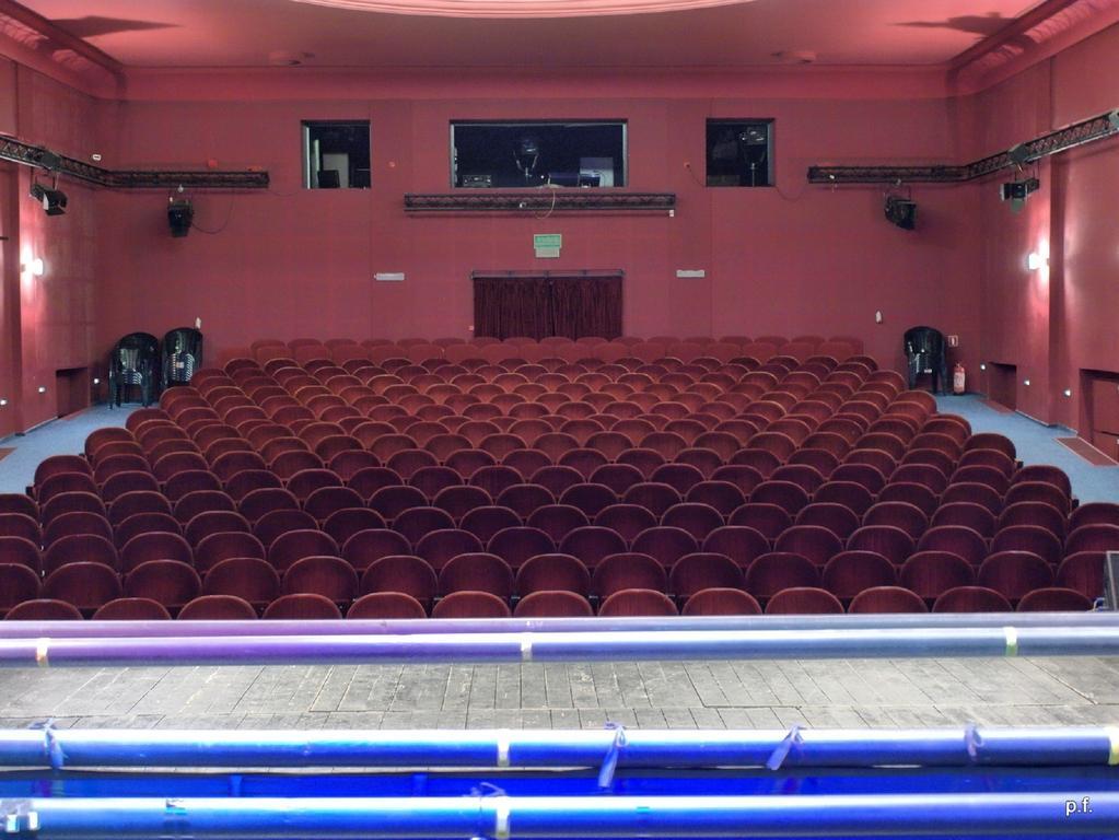 Teatr Baj Pomorski Stary Toruń Kültér fotó